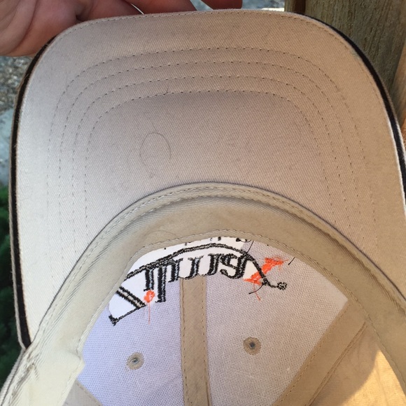 This is a Zilmax hat - Picture 5 of 5